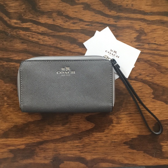 Coach Accessories - NWOT COACH WRISTLET